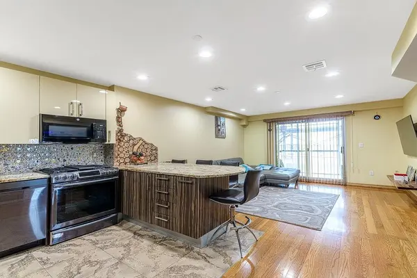 3015 Brighton 6th ST #9B, Brooklyn, NY 11235