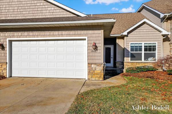 18685 Panther Ridge DR #18, Pennfield Twp, MI 49017