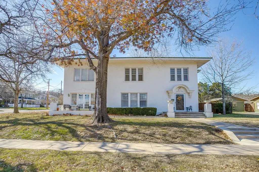 503 NW 4th Avenue, Mineral Wells, TX 76067