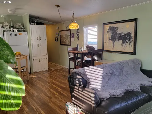 2980 NE DIVISION ST #43, Gresham, OR 97030