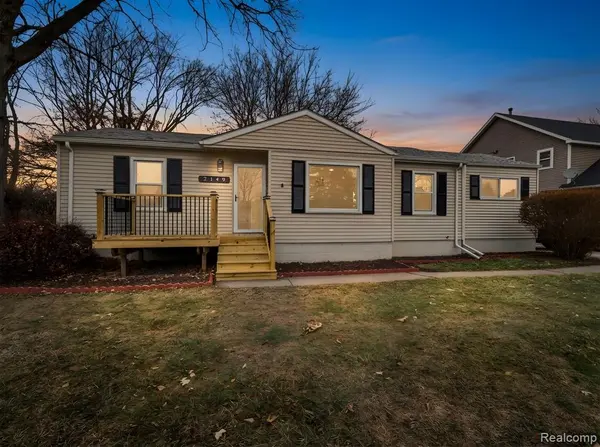 2149 Isabell DR, Troy, MI 48083