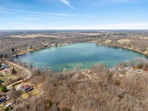 15045 Longfield DR, Argentine Township, MI 48451