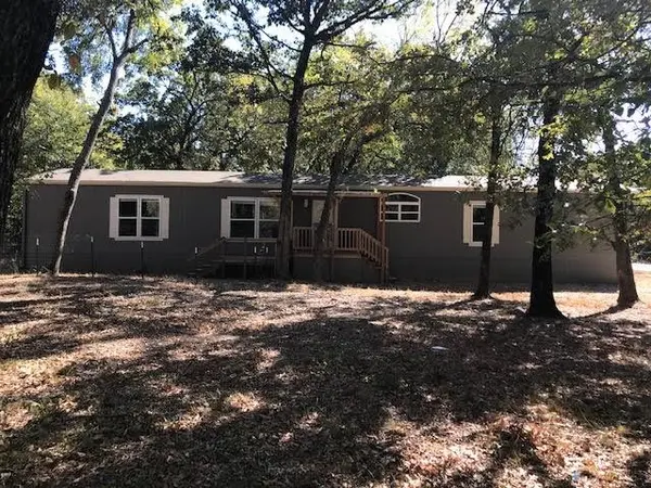 208 N Cherokee Shores Drive,  Mabank,  TX 75156