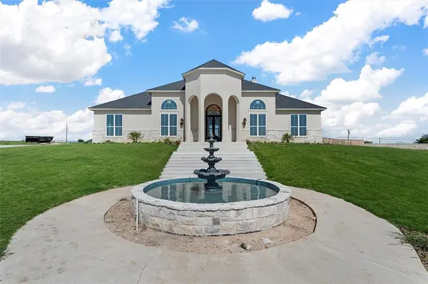 112 Yellow Rose Street, Lorena, TX 76655