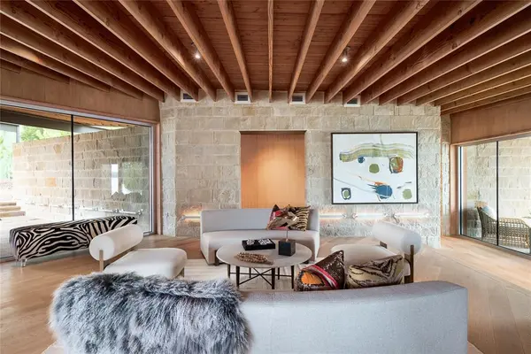 12590 Sea Island Drive, Malakoff, TX 75148