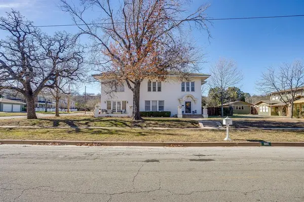 503 NW 4th Avenue, Mineral Wells, TX 76067
