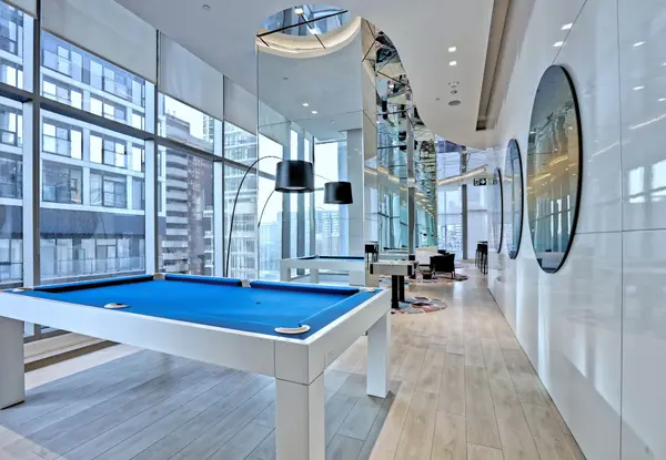 251 Jarvis ST #1017, Toronto C08, ON M5B 0C3