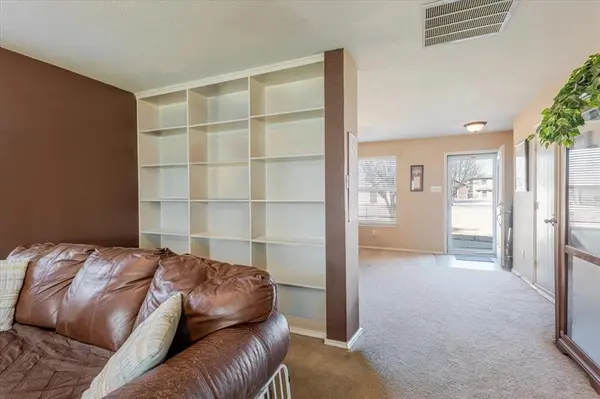 1606 Withers Way, Krum, TX 76249