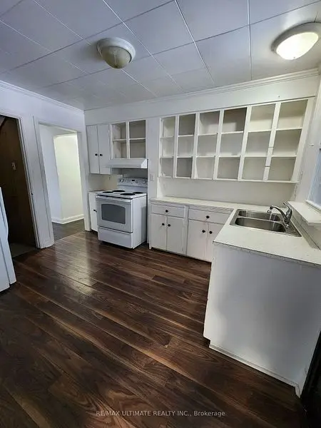 648 Glengrove AVE, Toronto C04, ON M6B 2J1