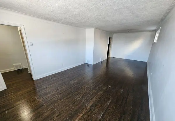 648 Glengrove AVE, Toronto C04, ON M6B 2J1