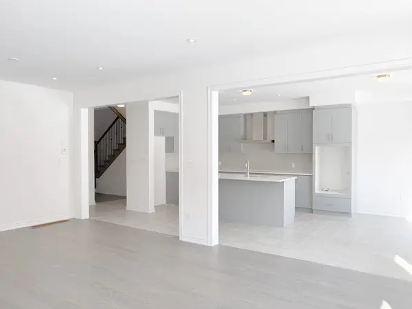 2077 Chris Mason ST, Oshawa, ON L1L 0S5