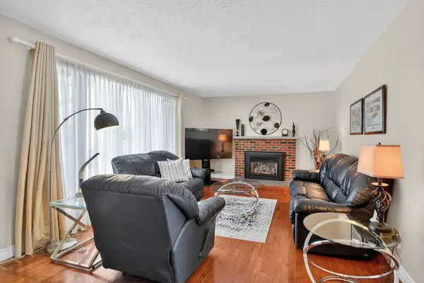 80 Maitland ST, Stittsville - Munster - Richmond, ON K0A 2Z0