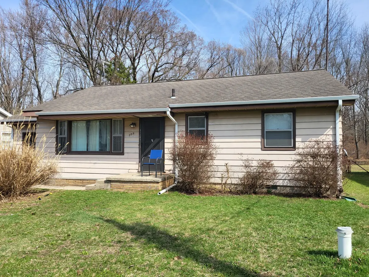 739 Dixie DR, Benton Twp, MI 49022