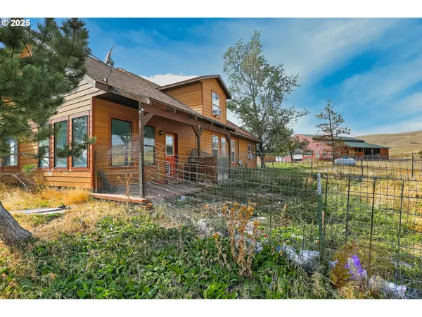 50251 BENNETT LN, Medical Springs, OR 97814