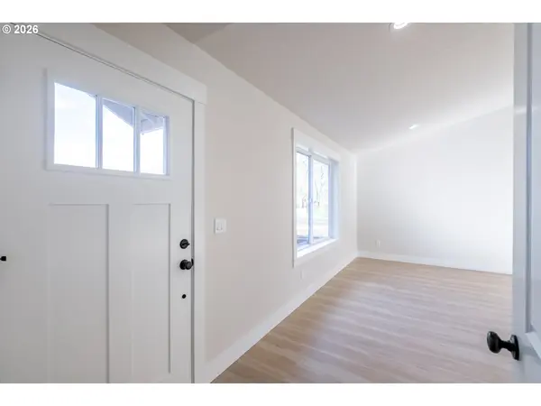 4435 KNOTTY PINE CT, Sweet Home, OR 97386