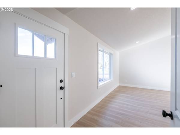 4435 KNOTTY PINE CT, Sweet Home, OR 97386