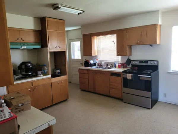 739 Dixie DR, Benton Twp, MI 49022