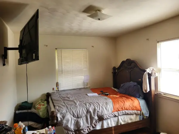 739 Dixie DR, Benton Twp, MI 49022