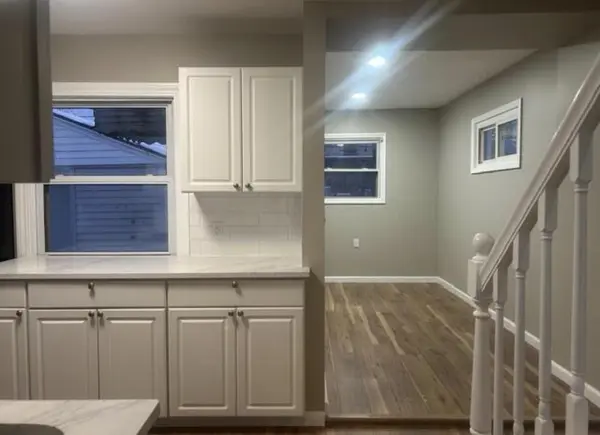 1977 Princeton RD, Berkley City, MI 48072