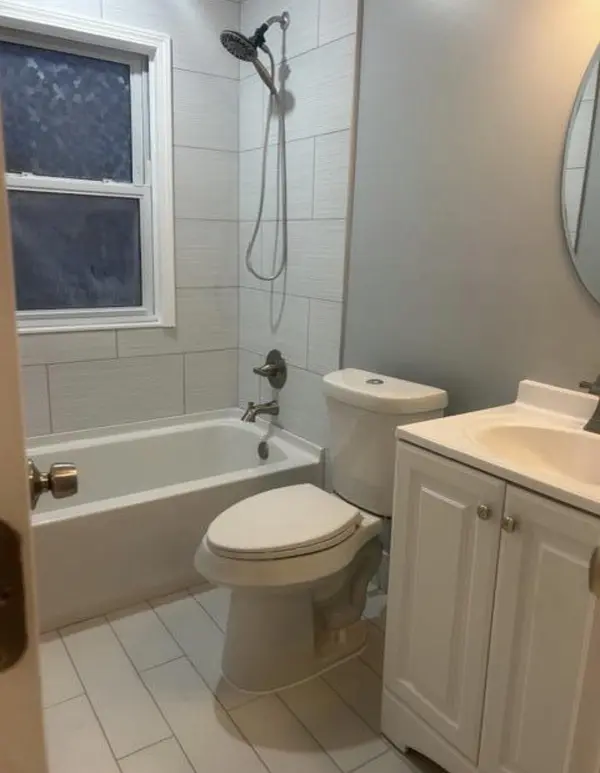 1977 Princeton RD, Berkley City, MI 48072