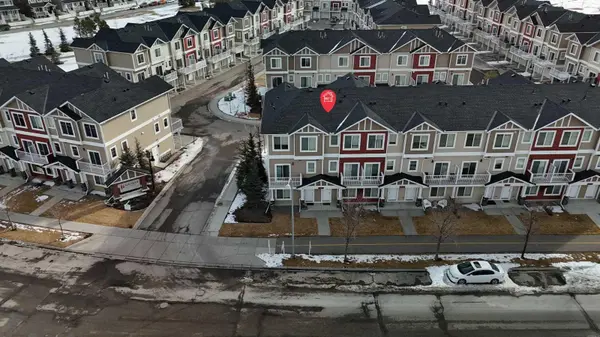 5 Redstone CIR NE, Calgary, AB T3N0M8