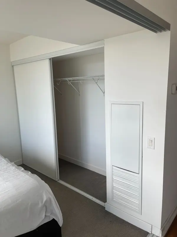 75 queens wharf RD #903, Toronto C01, ON M5V 0J8