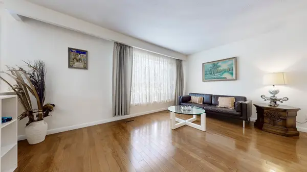 172 Sussex ST, Oshawa, ON L1G 1V9