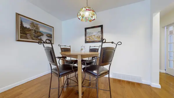 172 Sussex ST, Oshawa, ON L1G 1V9