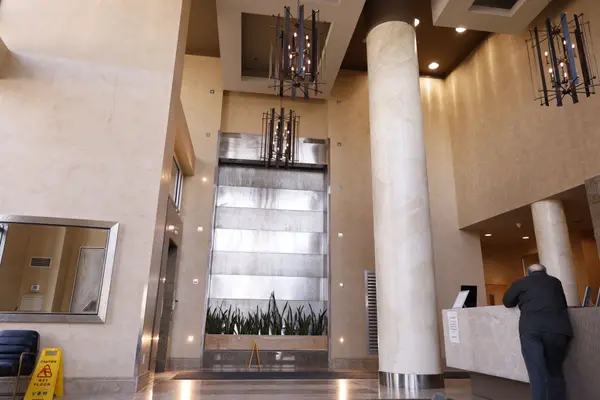 50 Brian Harrison WAY #702, Toronto E09, ON M1P 5J4