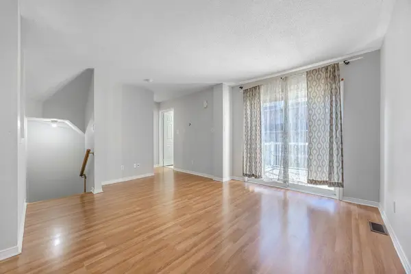 1775 Valley Farm RD #40, Pickering, ON L1V 7J9