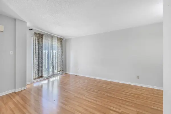 1775 Valley Farm RD #40, Pickering, ON L1V 7J9