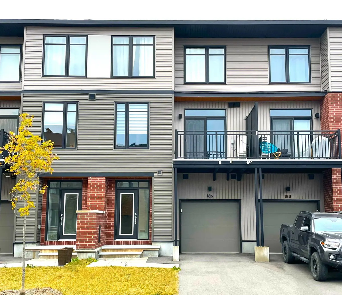 186 Visor Private, Kanata, ON K2V 0S6