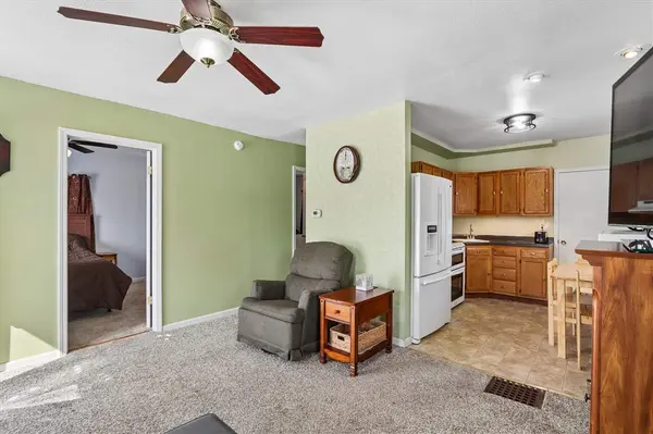 628 36th ST NE, Cedar Rapids, IA 52402