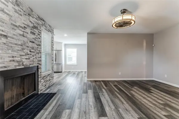 606 Ridgeline Drive, Hurst, TX 76053