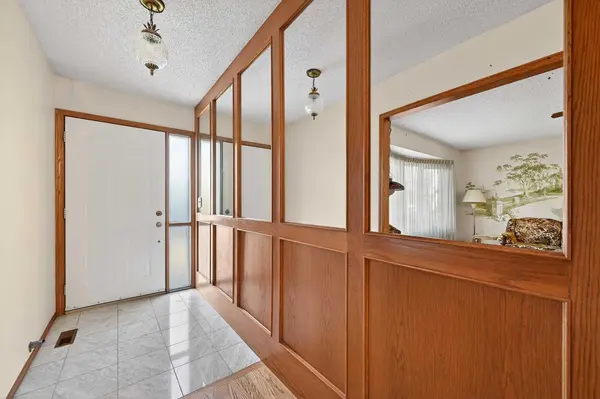 455 24 AVE NE, Calgary, AB T2E 1X2