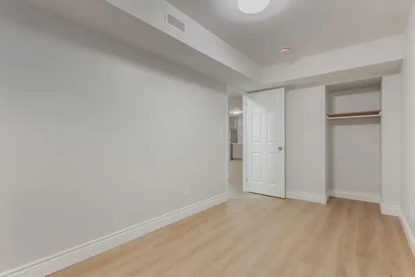 459 Palmerston BLVD #Lower, Toronto C01, ON M6G 2N9