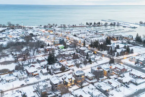 642 Annland ST, Pickering, ON L1W 1B1