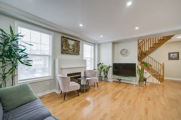 37 Willowfield Mews, Toronto E04, ON M1R 5S1