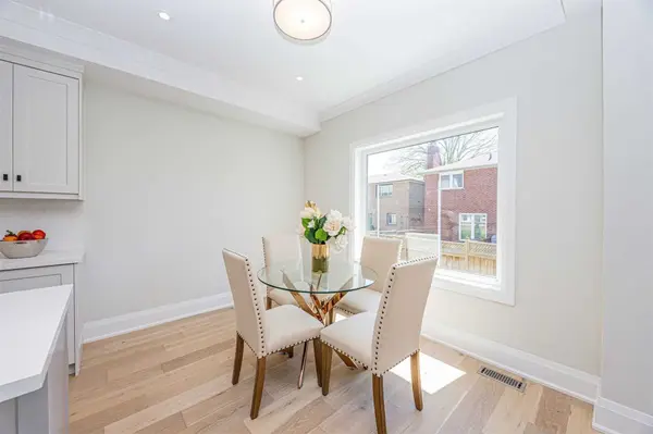 55 Muir AVE, Toronto W05, ON M9L 1H5