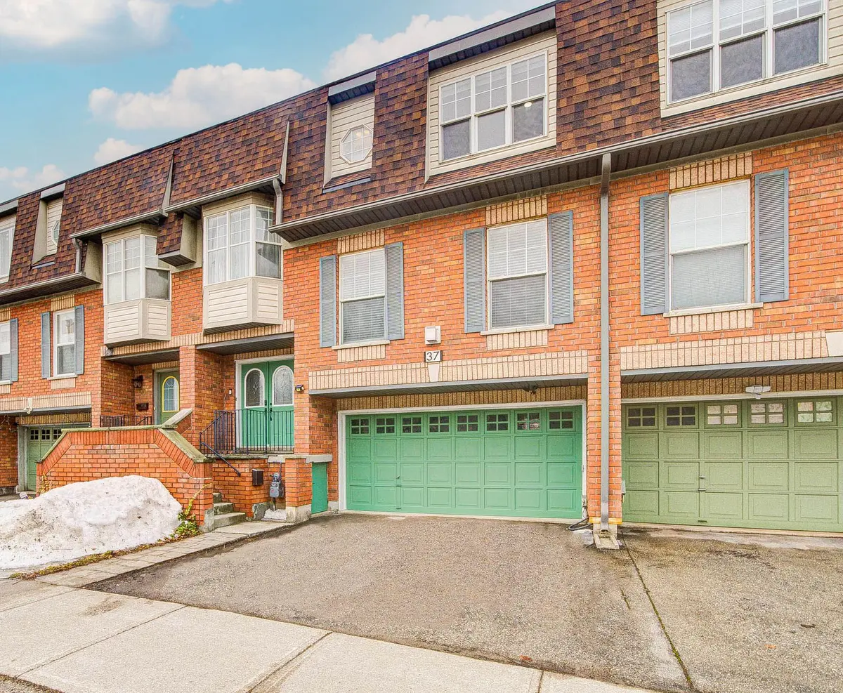 37 Willowfield Mews, Toronto E04, ON M1R 5S1