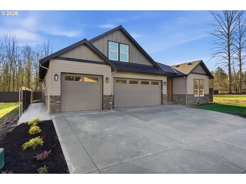 16221 NE 180th ST, Brush Prairie, WA 98606