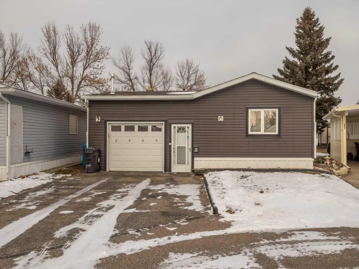 2909 30 AVE S, Lethbridge, AB T1K 6S7