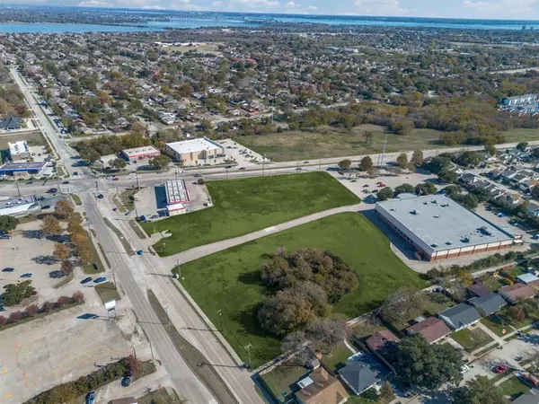 520 E Oates Boulevard, Garland, TX 75043