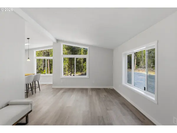 17717 HIGHWAY 58, Crescent Lake, OR 97733