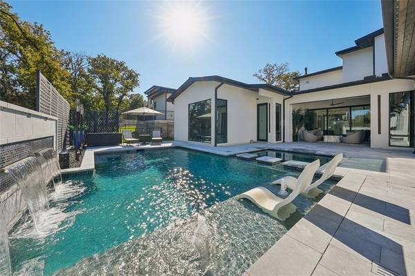 2104 Ainsley Court, Westlake, TX 76262