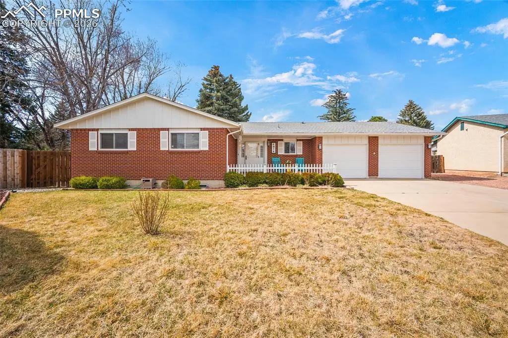 4814 Ranch DR, Colorado Springs, CO 80918
