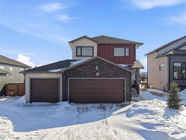 13 Chimney Swift WAY, St Adolphe, MB R5A 0B6