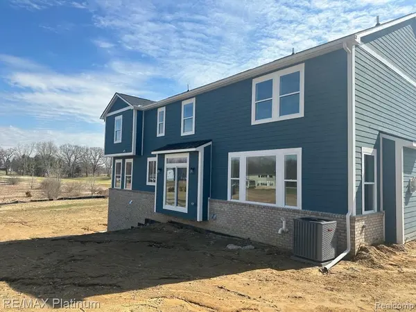 3659 Outback TRL, Putnam Township, MI 48169