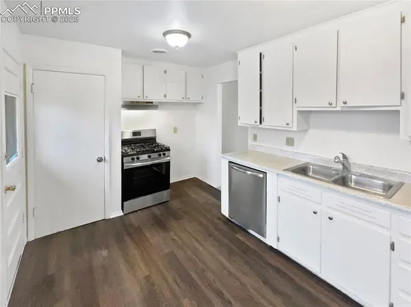 2127 Saranac DR, Colorado Springs, CO 80910