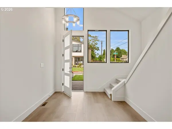 10723 SE 13TH CIR, Vancouver, WA 98664